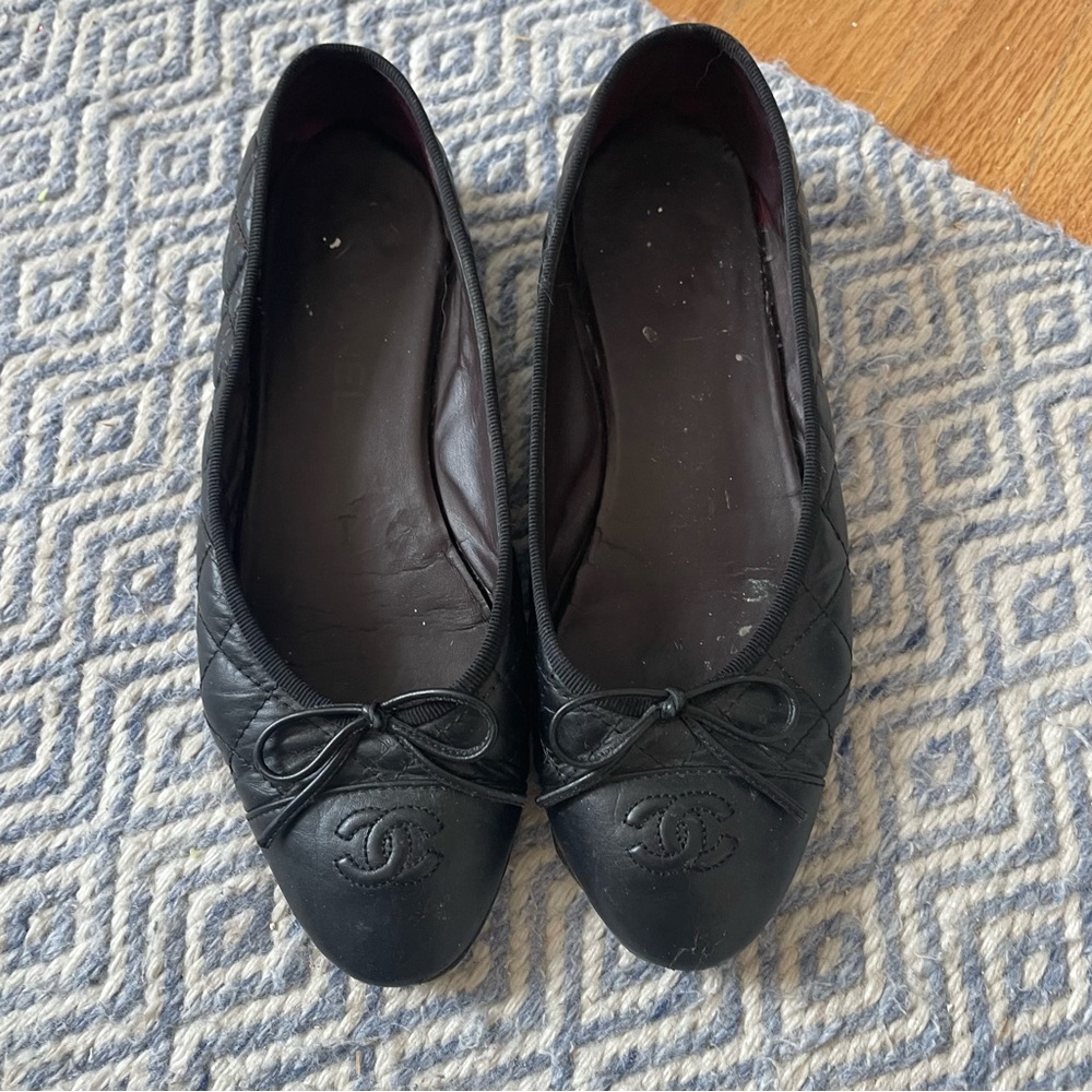 Chanel Black Leather Ballet Flats